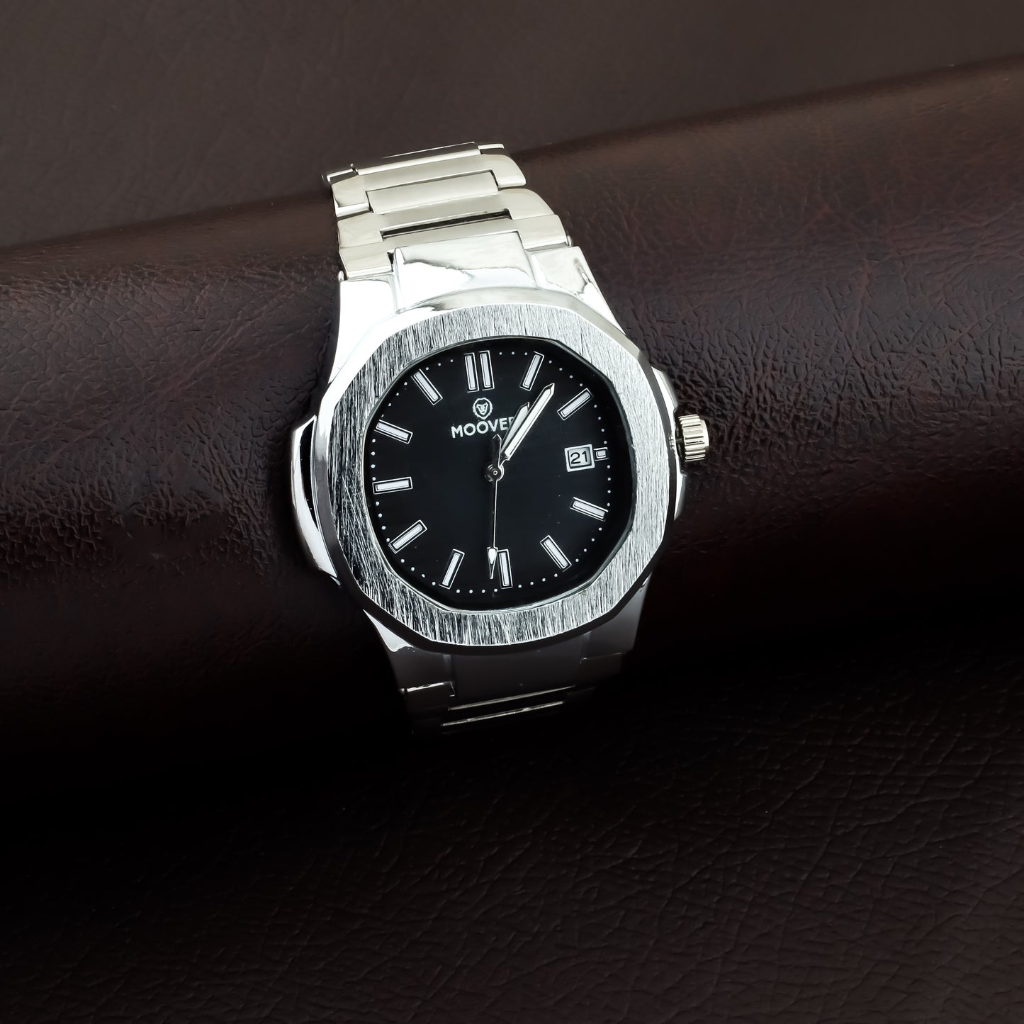 MOOVER Luxury Stainless Steel Watch – Silver & White Dial